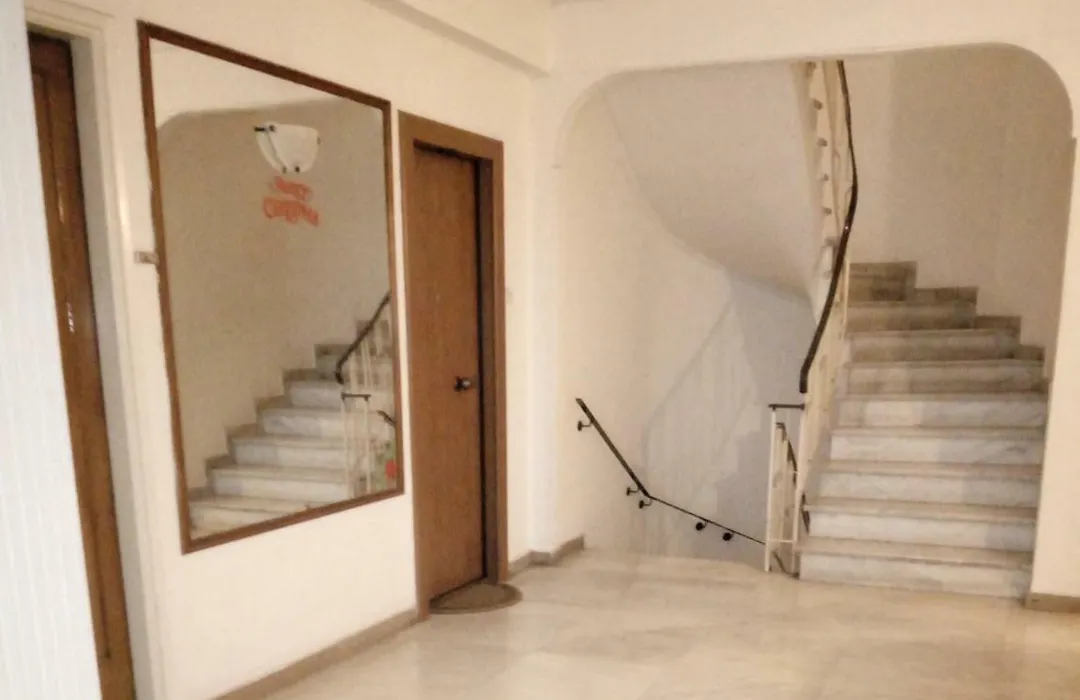 Courtyard Apt - Central Athens-1