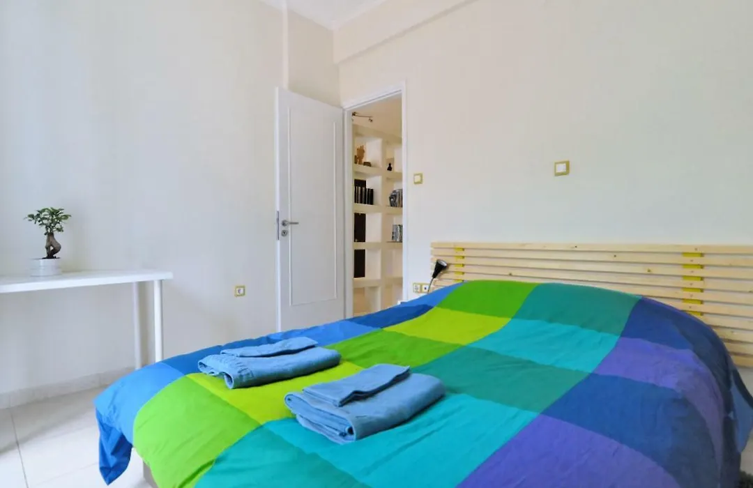 Courtyard Apt - Central Athens-1